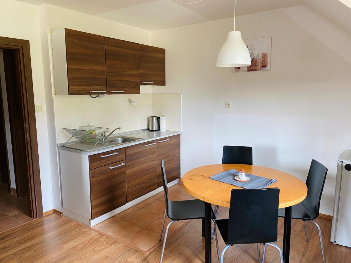 Apartman Kamzik Teo Donovaly Exteriör bild